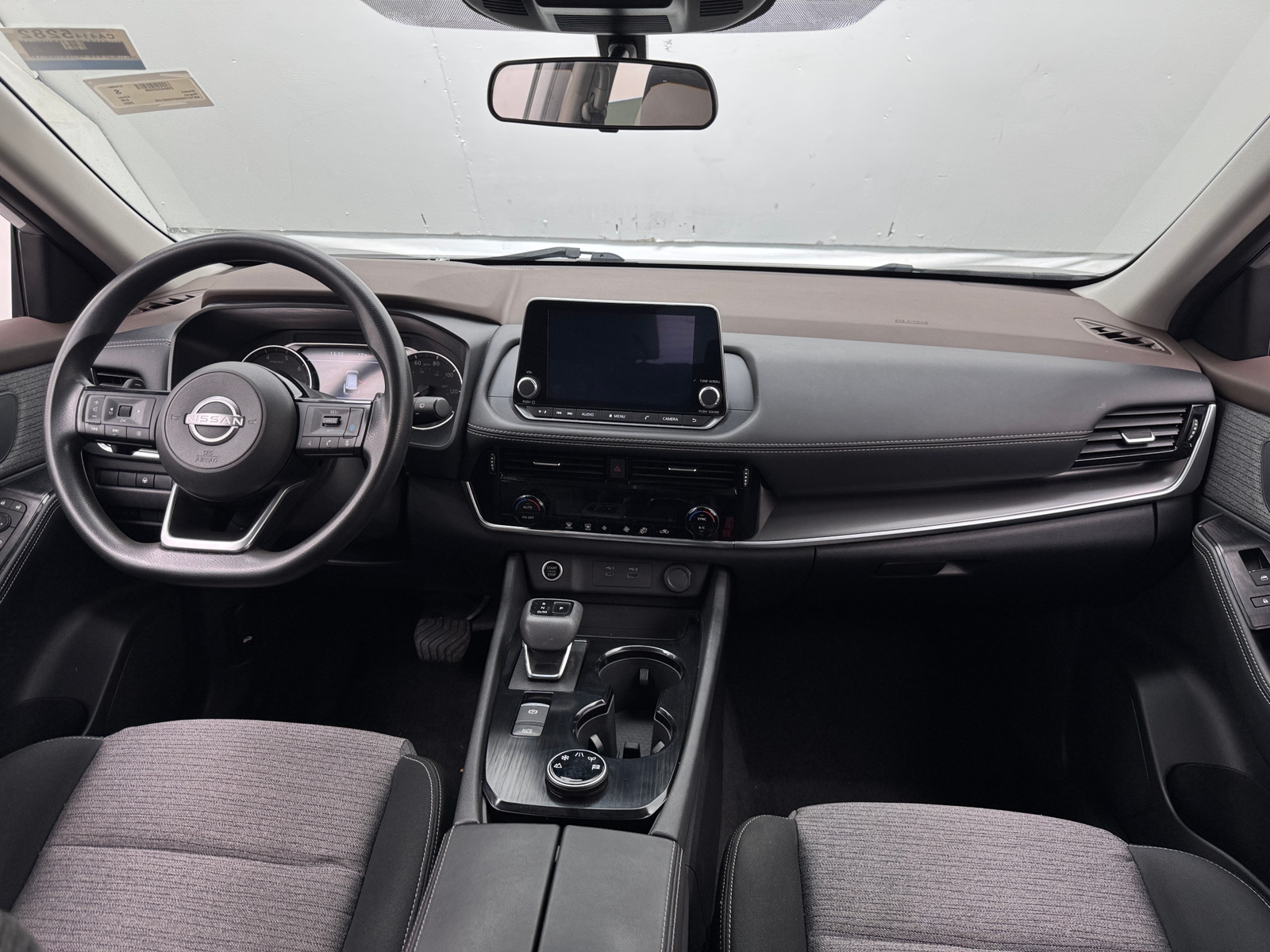 Thumbnail: 2023 Nissan Rogue - 3