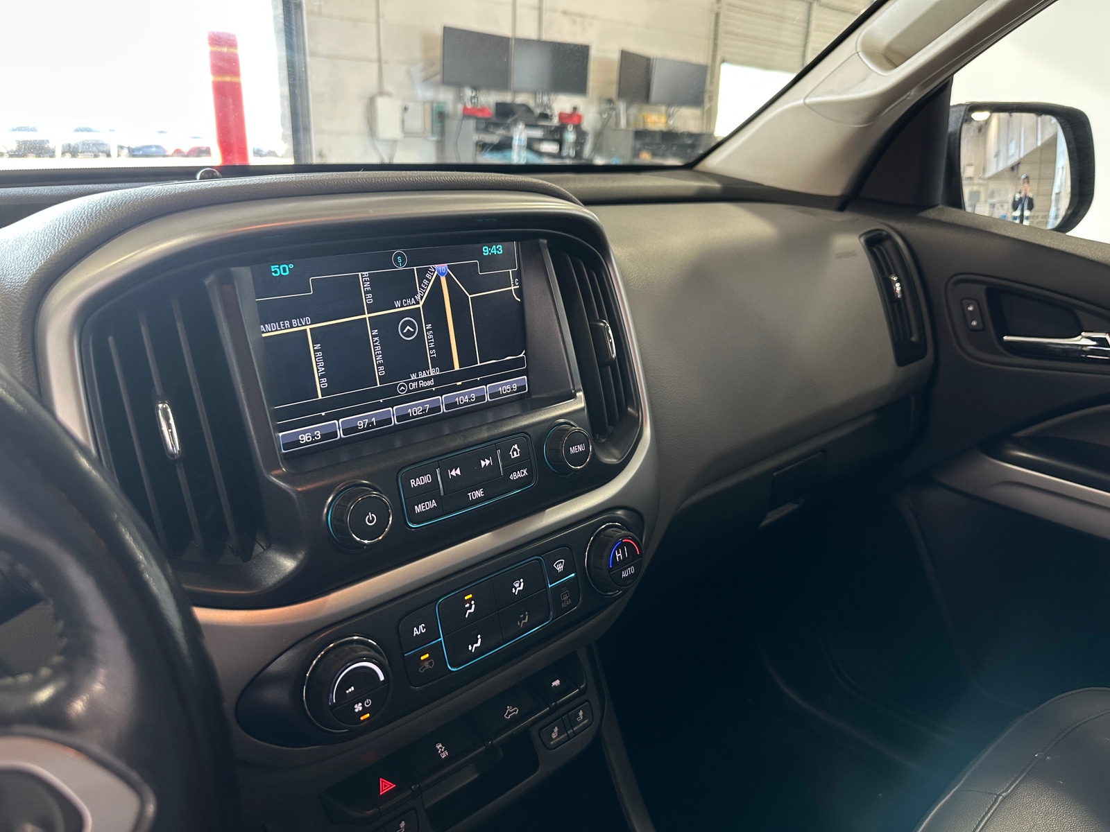 Thumbnail: 2018 Chevrolet Colorado - 4