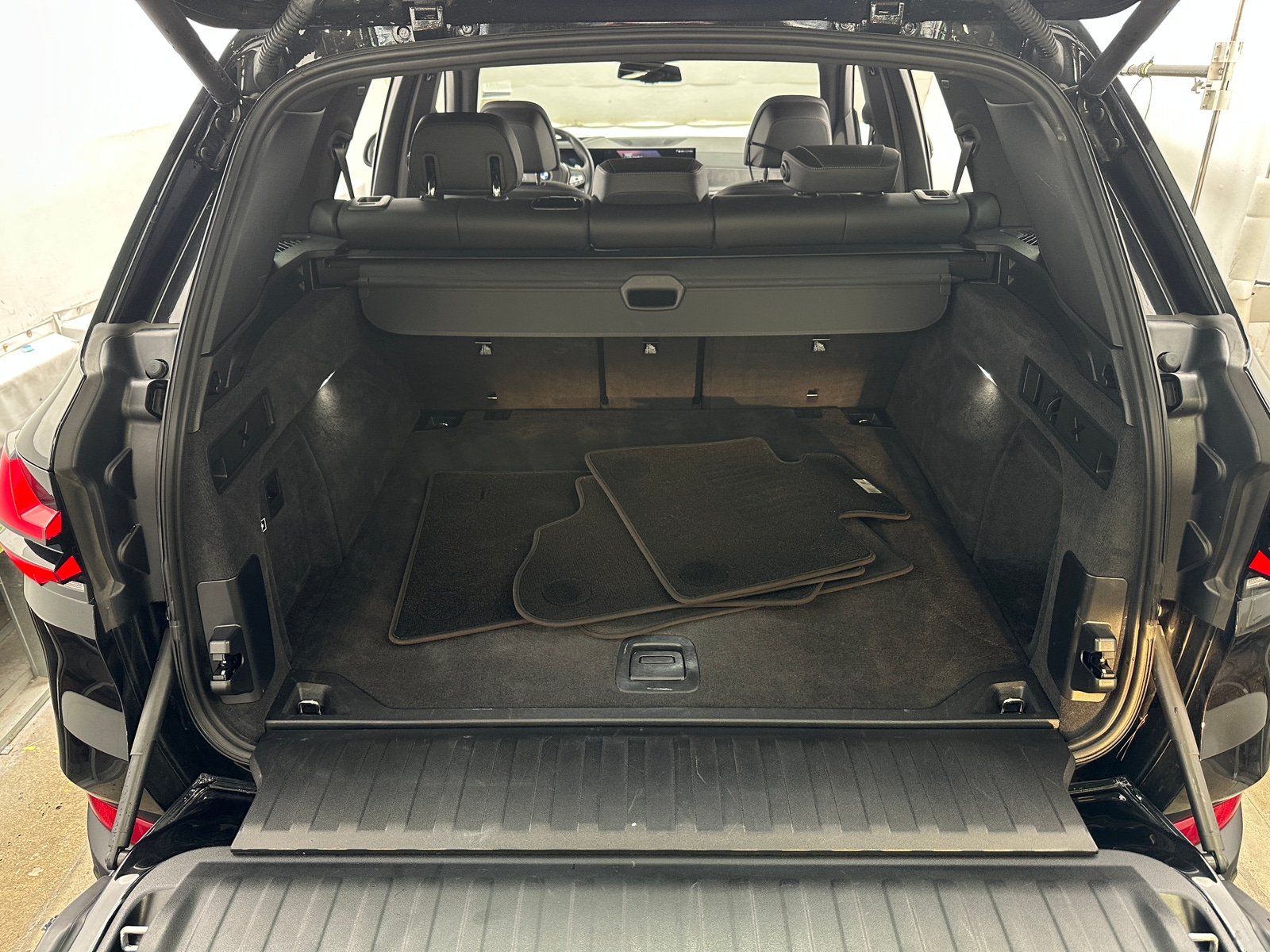 Thumbnail: 2025 BMW X5 - 6