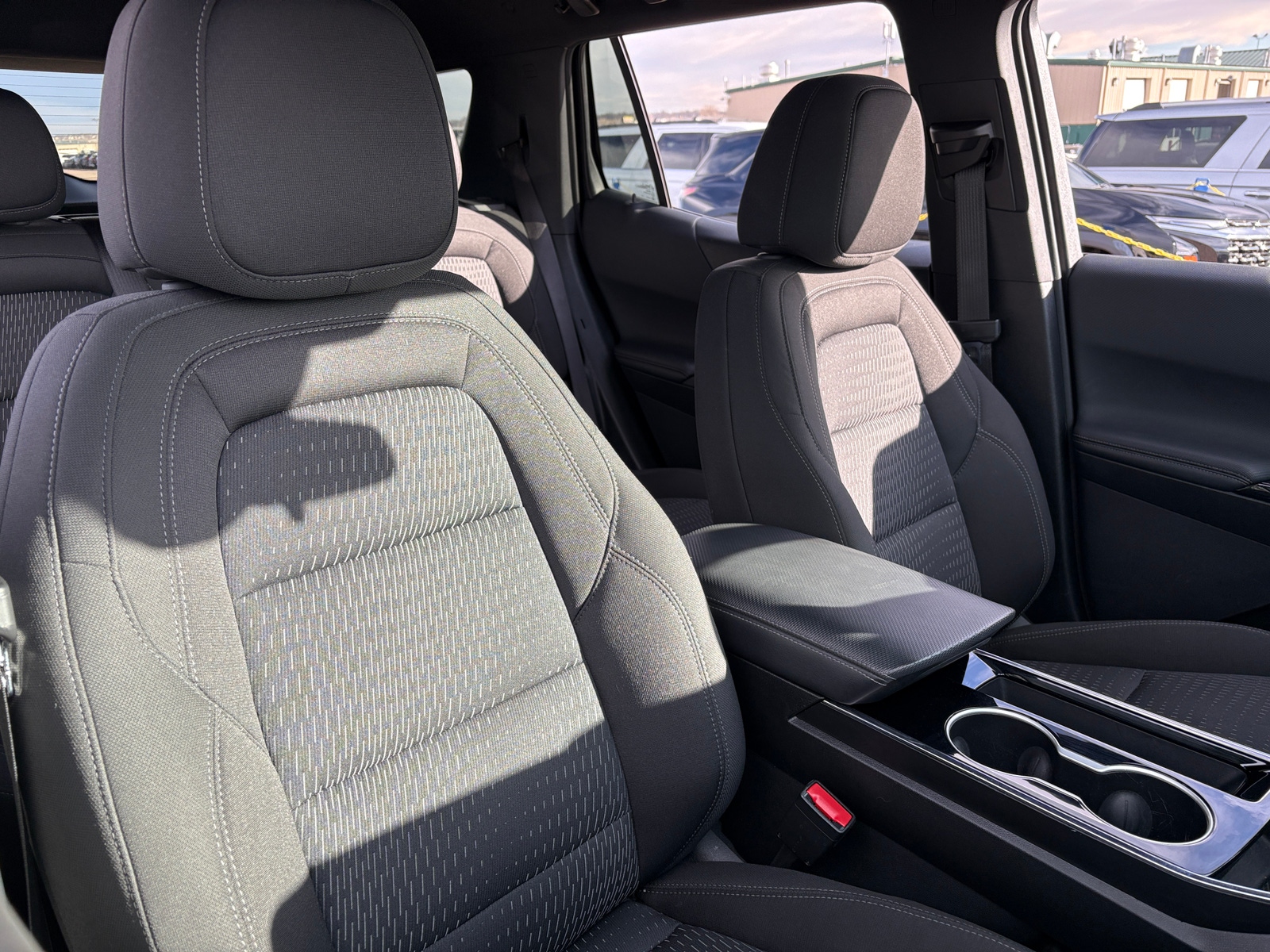 Thumbnail: 2025 Chevrolet Equinox - 2