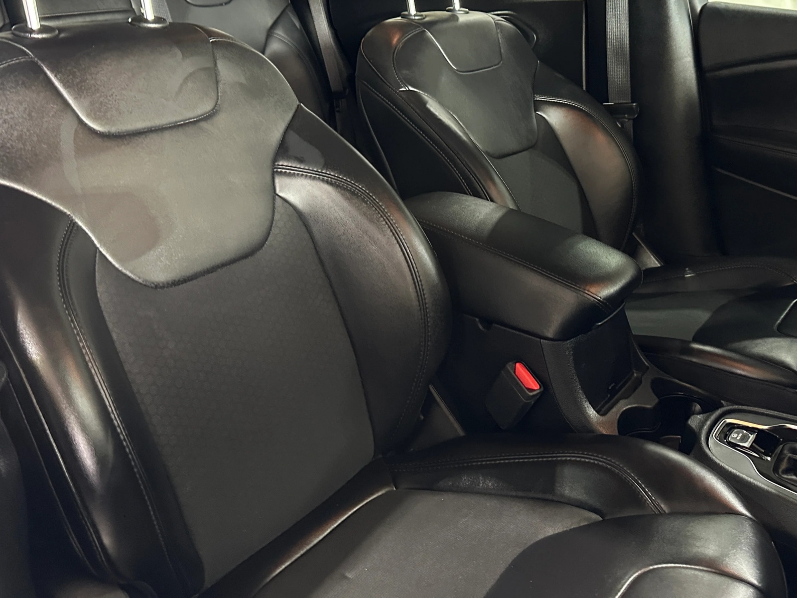 Thumbnail: 2019 Jeep Cherokee - 2