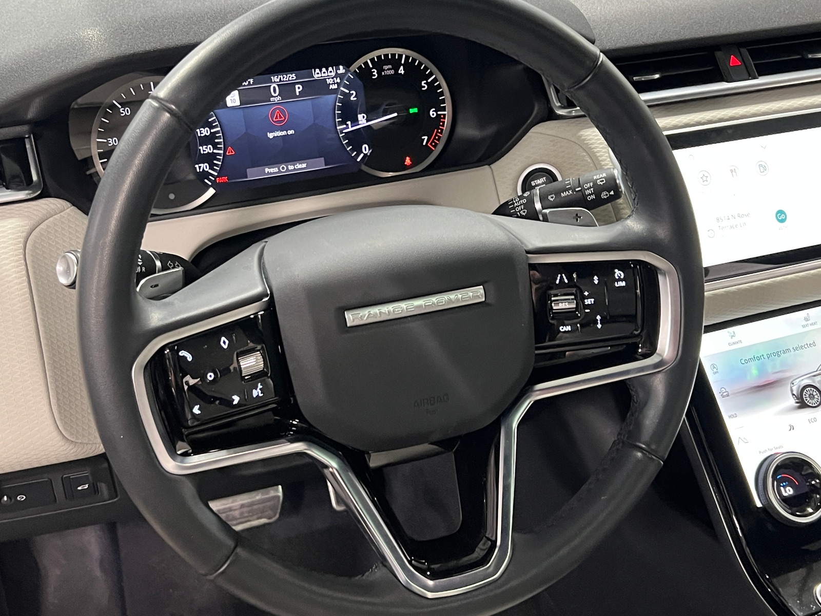 Thumbnail: 2023 Land Rover Range Rover Velar - 4