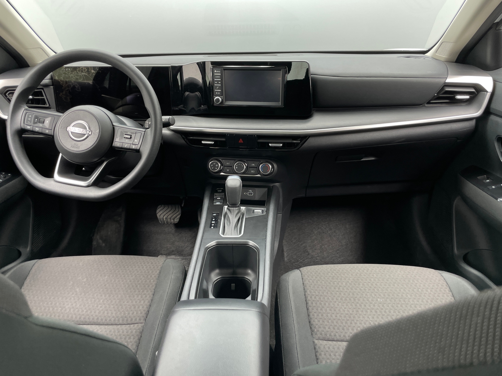 Thumbnail: 2025 Nissan Kicks - 3