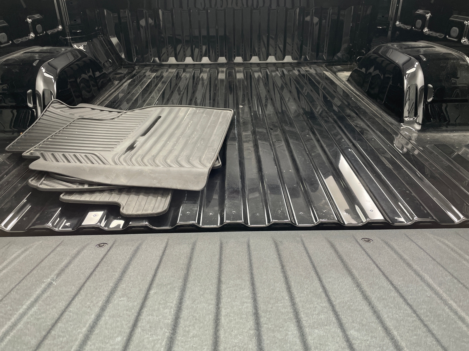 Thumbnail: 2024 Chevrolet Silverado 1500 - 7