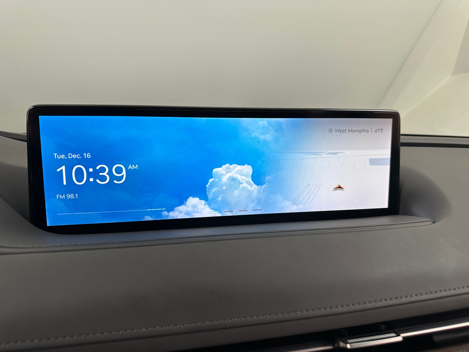 Thumbnail: 2022 Genesis G80 - 3