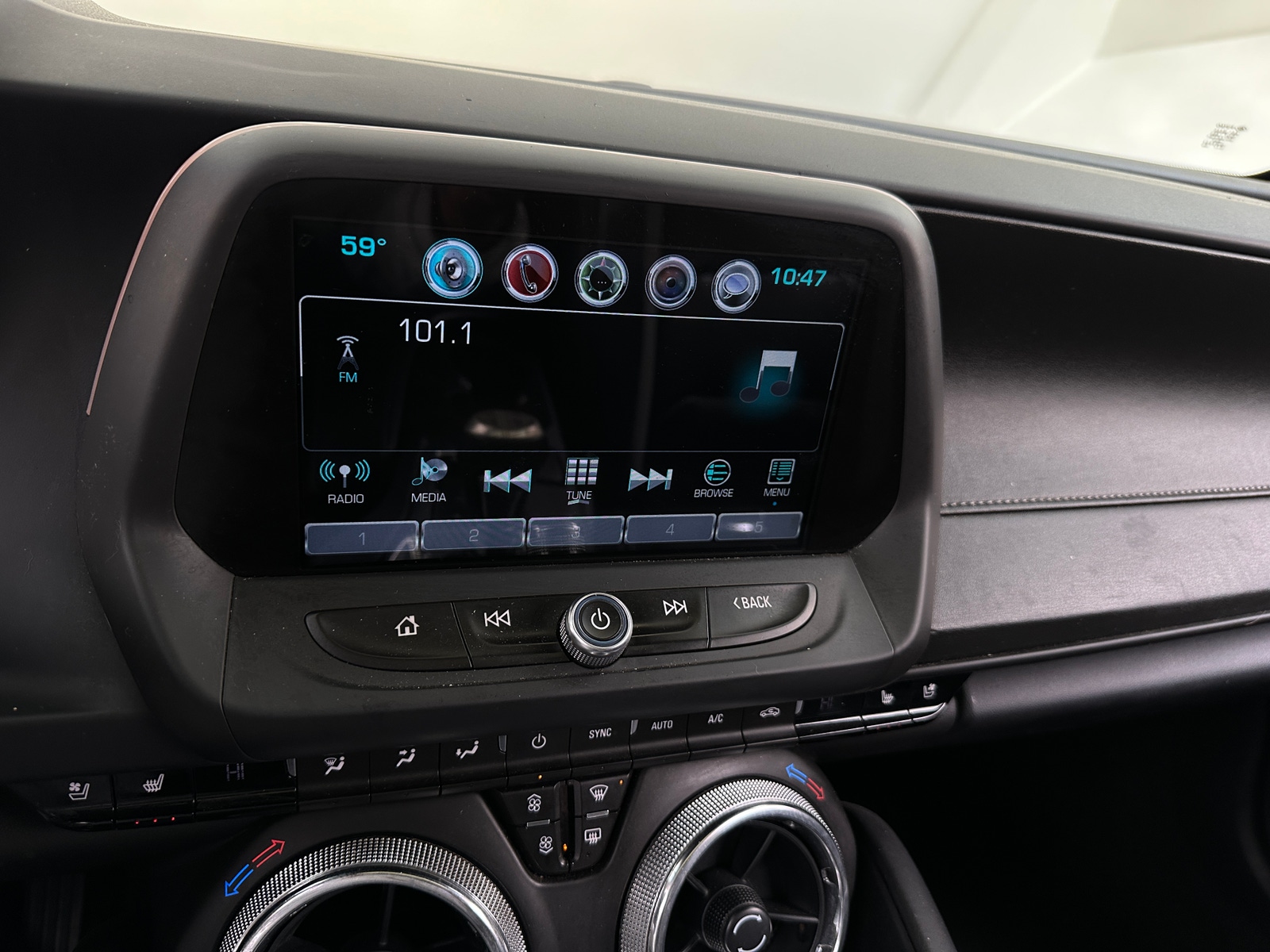 Thumbnail: 2016 Chevrolet Camaro - 3