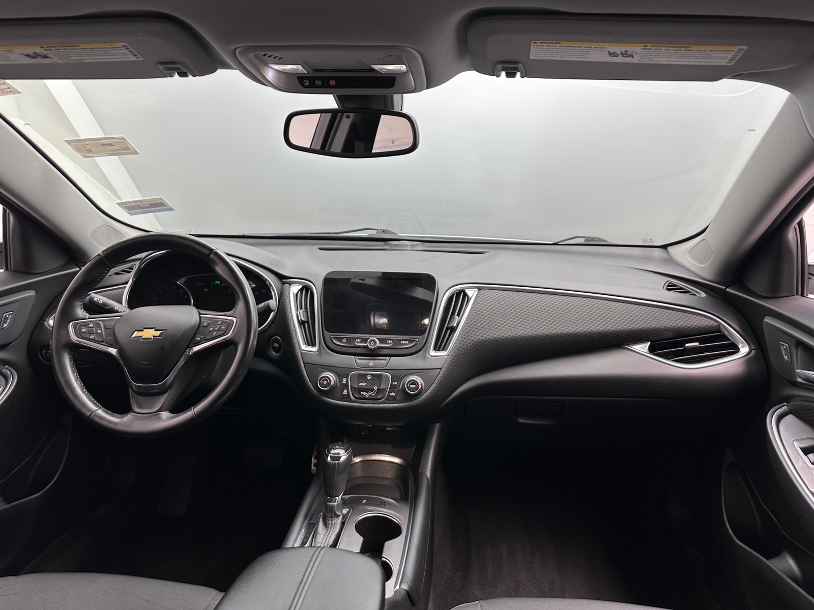 Thumbnail: 2016 Chevrolet Malibu - 3