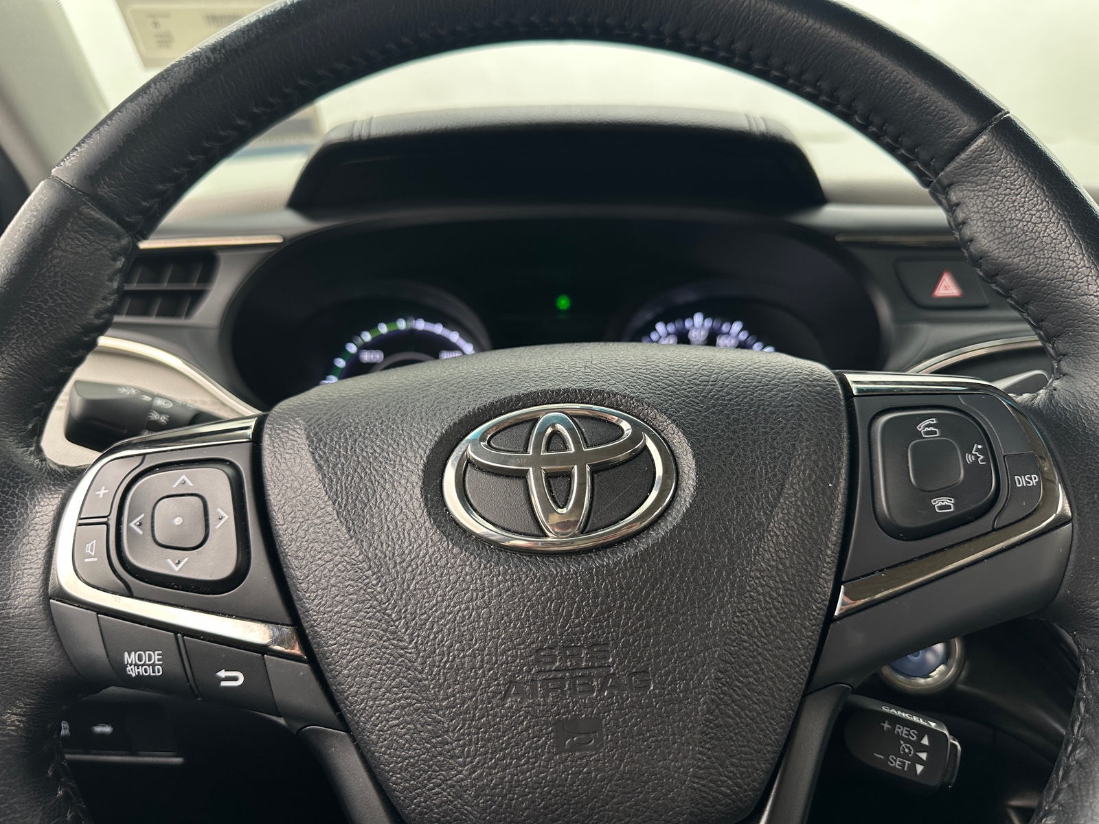 Thumbnail: 2016 Toyota Avalon - 4