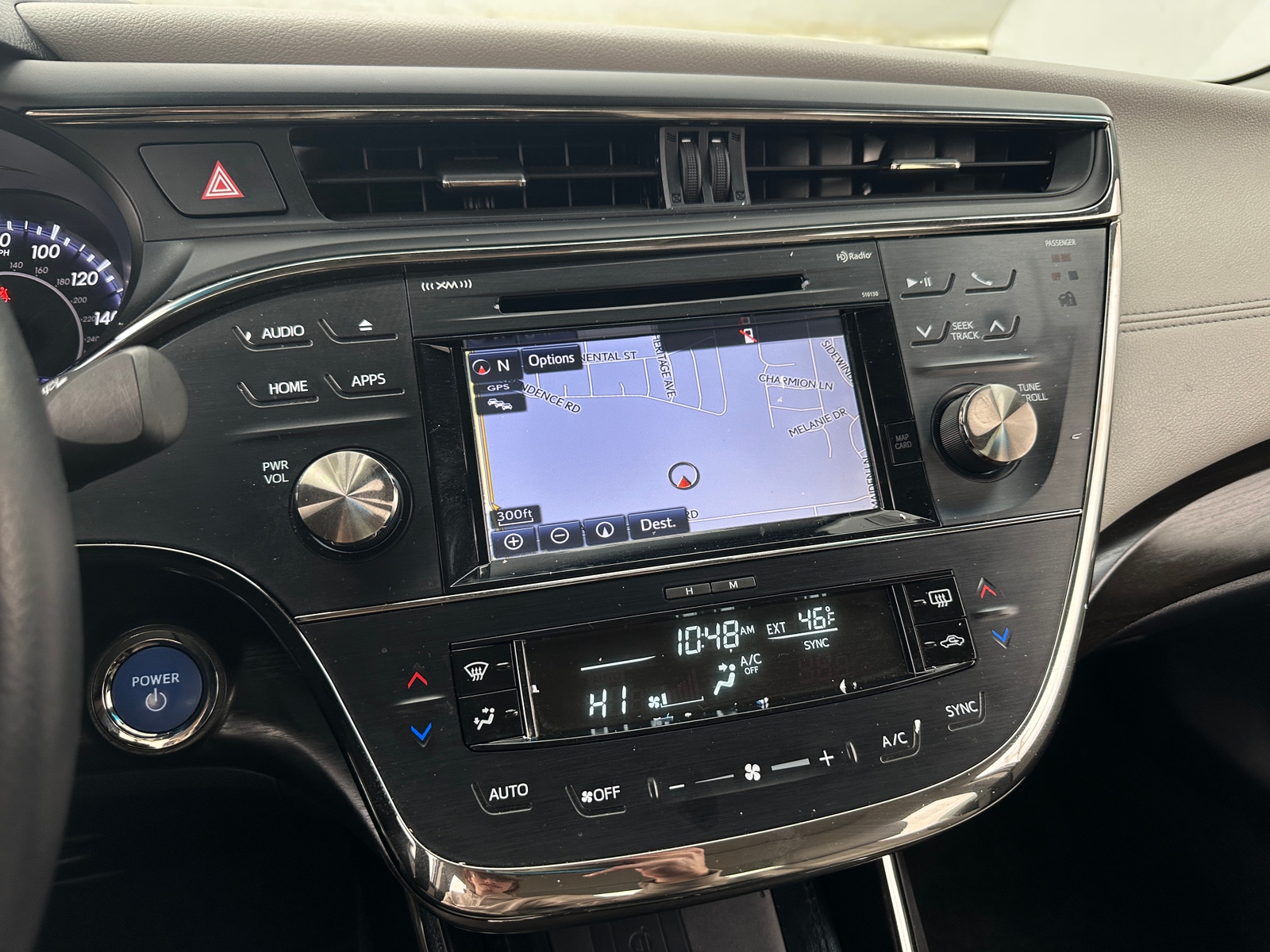 Thumbnail: 2016 Toyota Avalon - 3