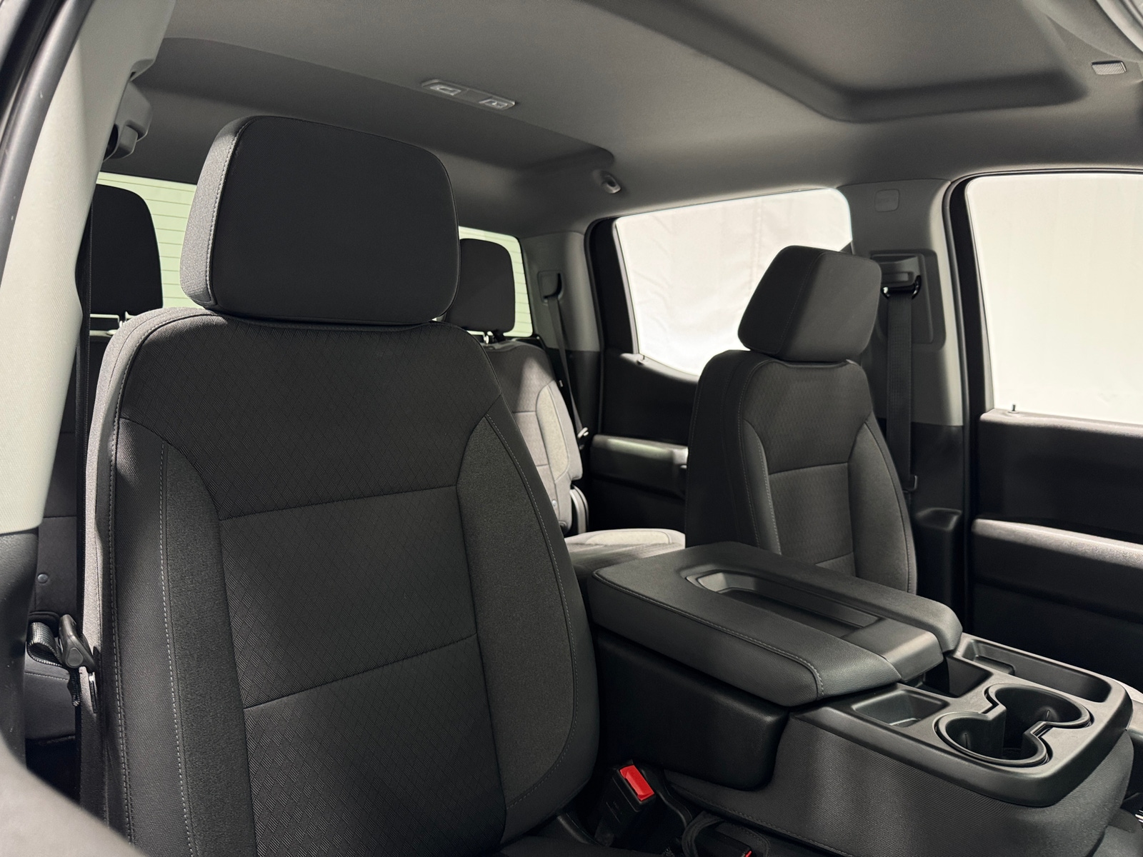 Thumbnail: 2025 Chevrolet Silverado 1500 - 2