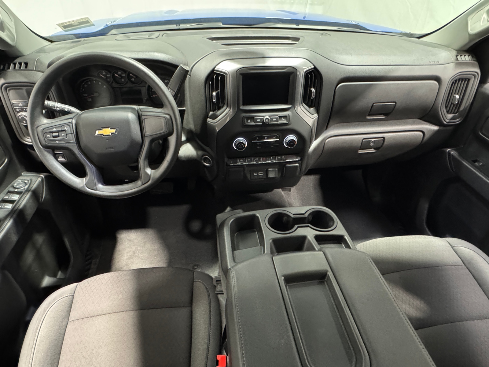 Thumbnail: 2025 Chevrolet Silverado 1500 - 3