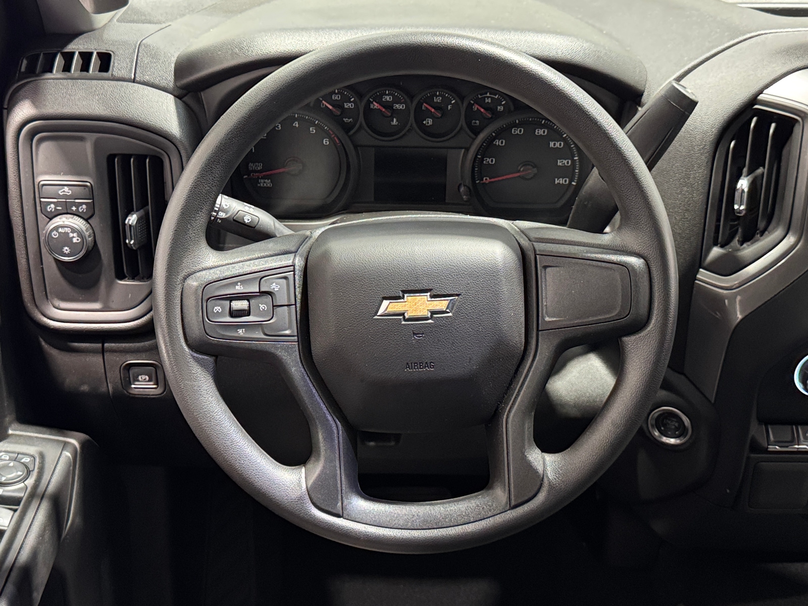 Thumbnail: 2025 Chevrolet Silverado 1500 - 5