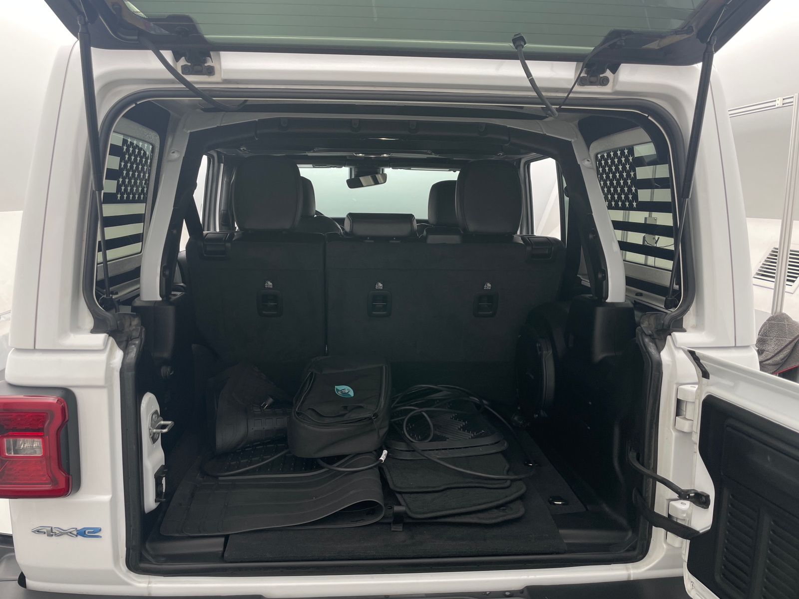 Thumbnail: 2021 Jeep Wrangler - 6