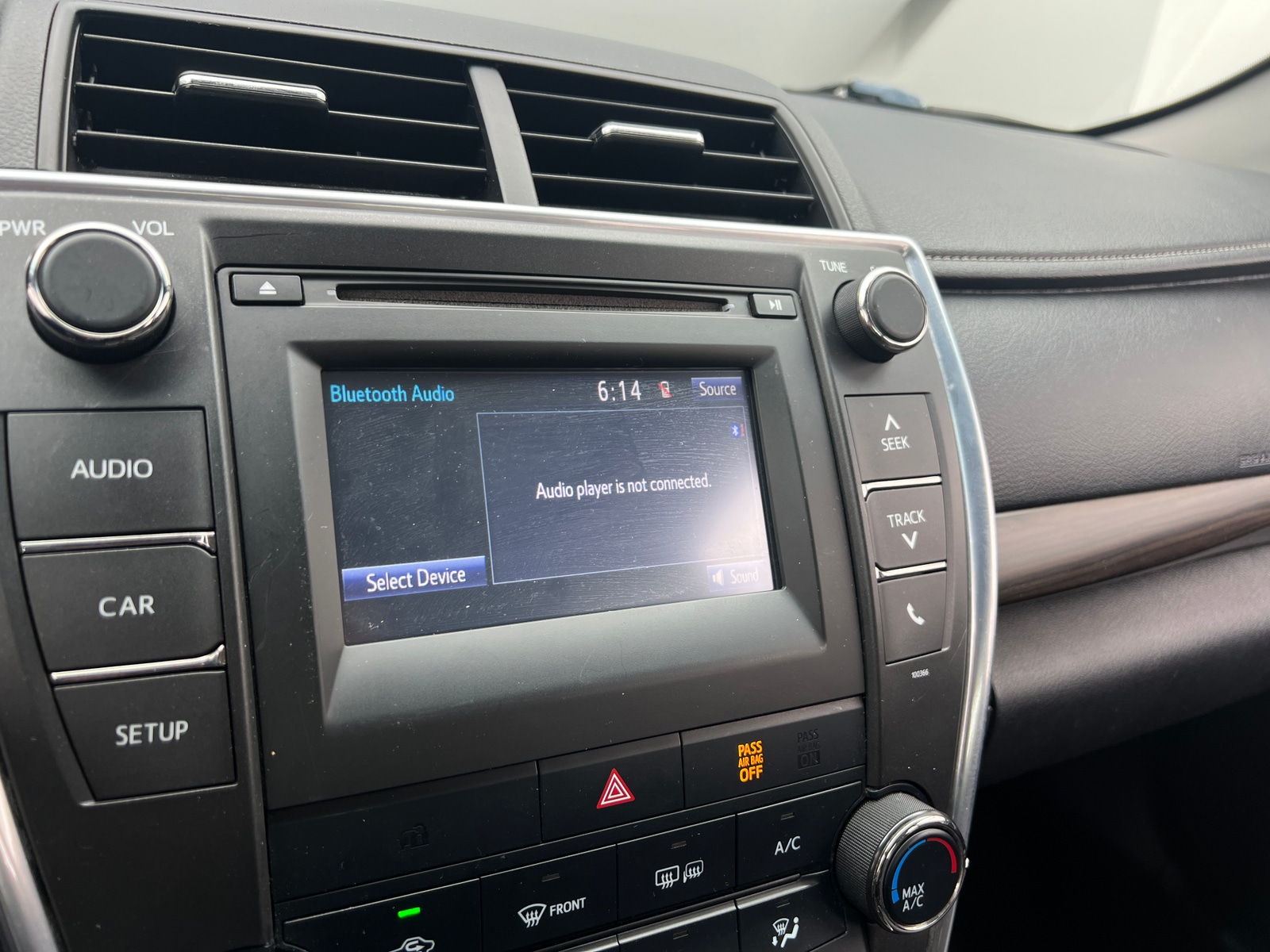 Thumbnail: 2015 Toyota Camry - 4