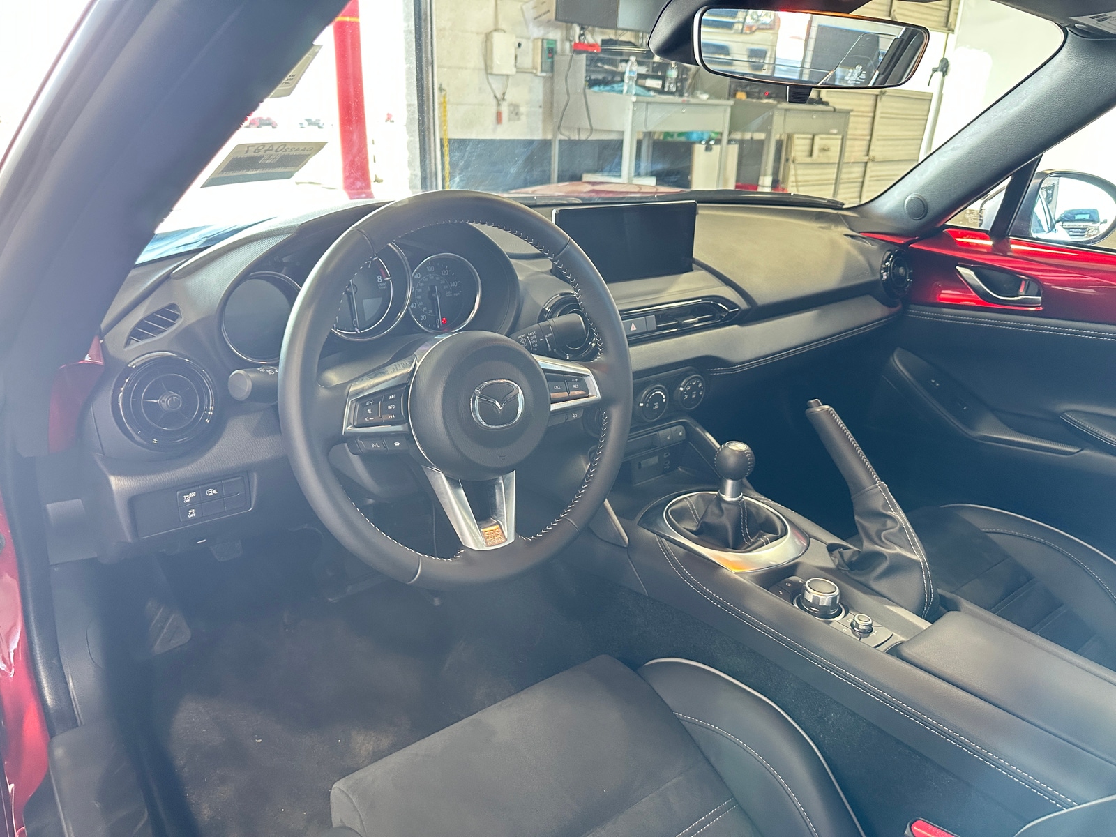 Thumbnail: 2025 Mazda MX-5 Miata - 2