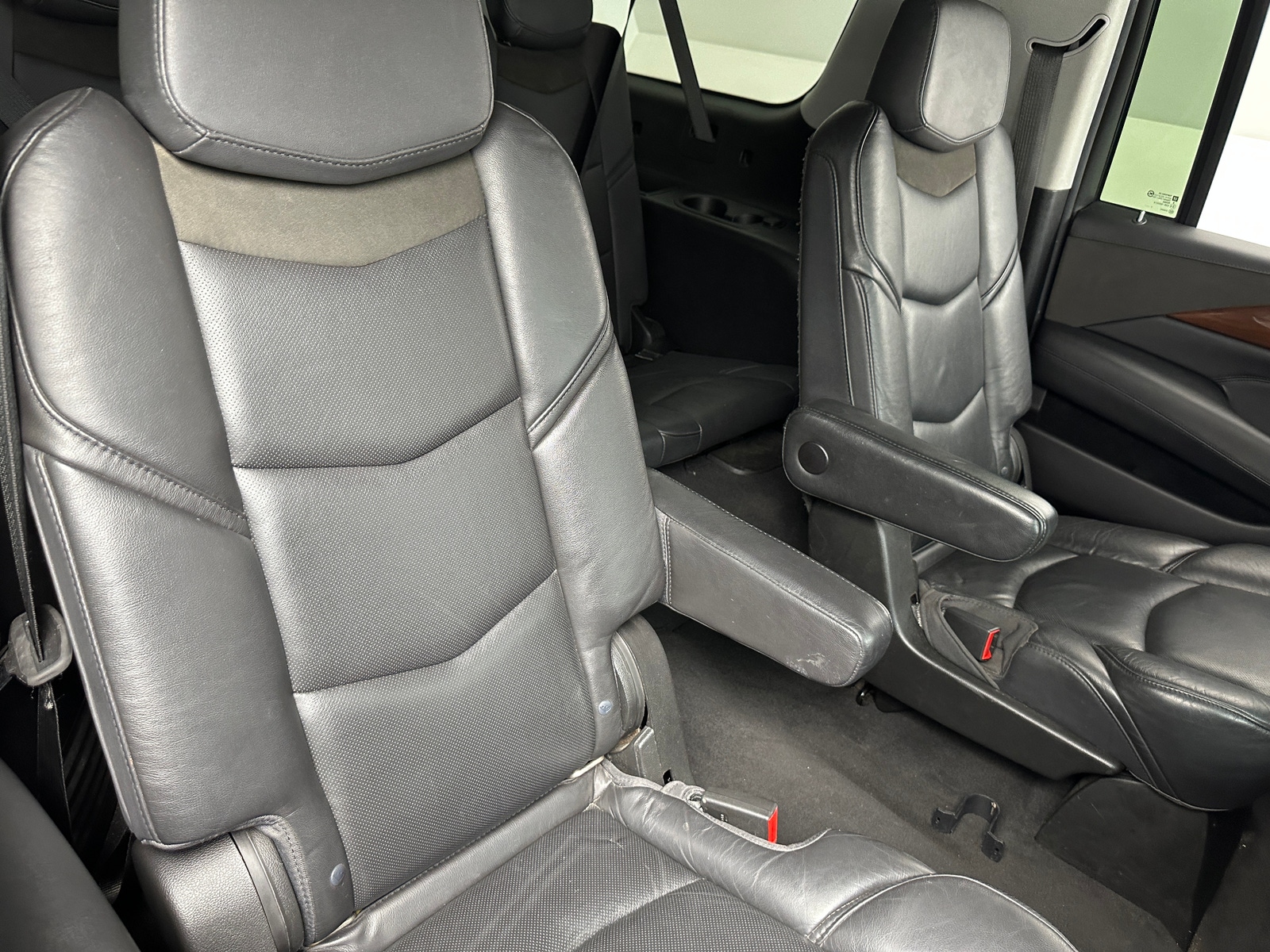 Thumbnail: 2018 Cadillac Escalade - 5