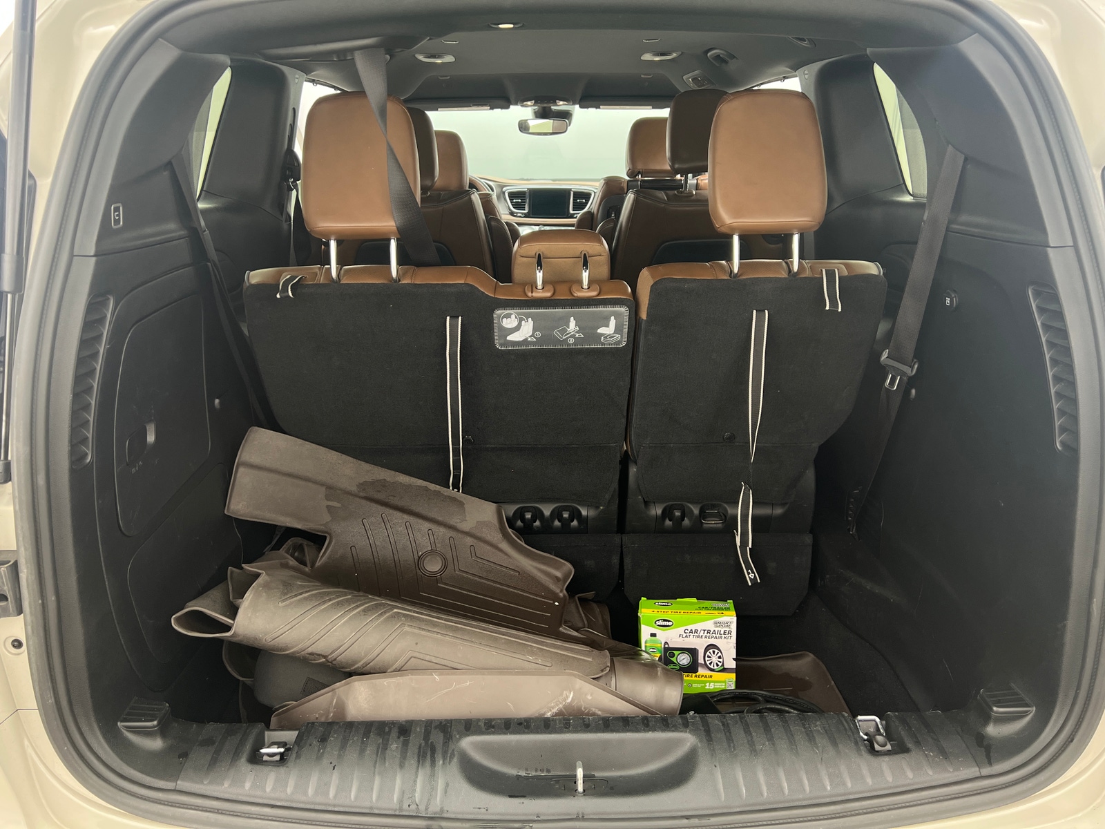 Thumbnail: 2020 Chrysler Pacifica - 6