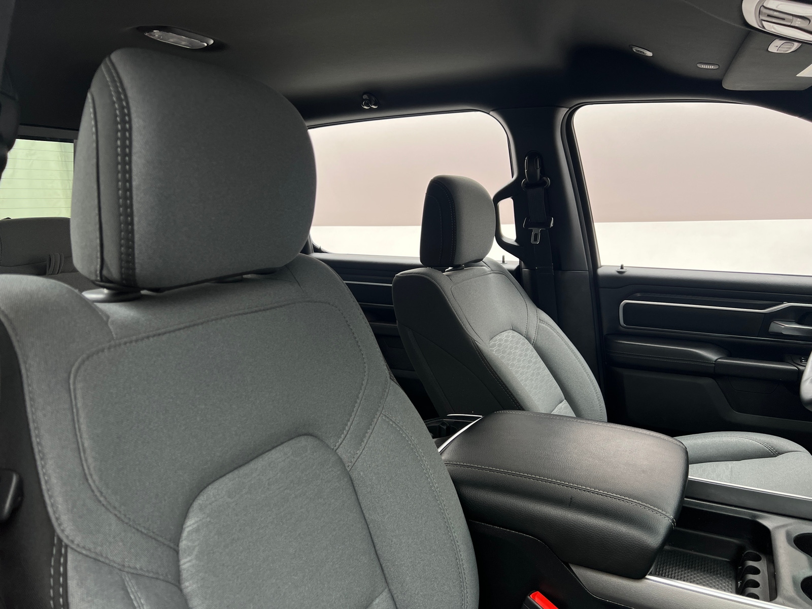 Thumbnail: 2025 RAM 1500 - 2