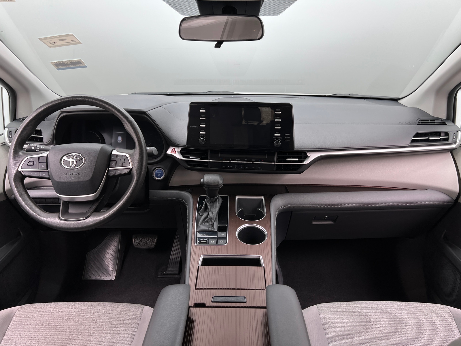 Thumbnail: 2021 Toyota Sienna - 3