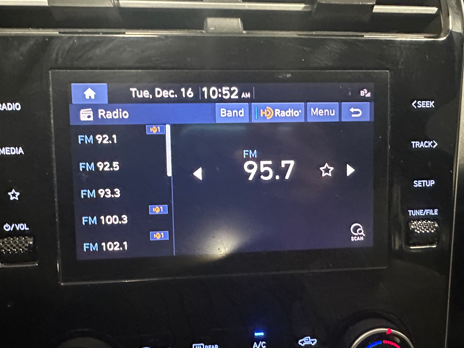 Thumbnail: 2023 Hyundai Santa Cruz - 4