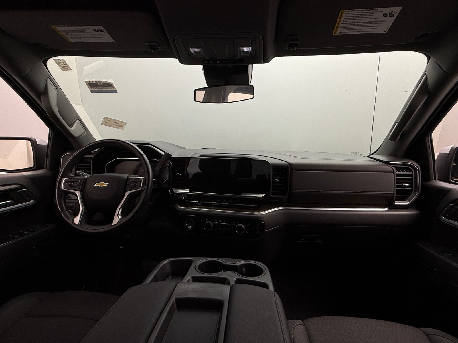 Thumbnail: 2022 Chevrolet Silverado 1500 - 3