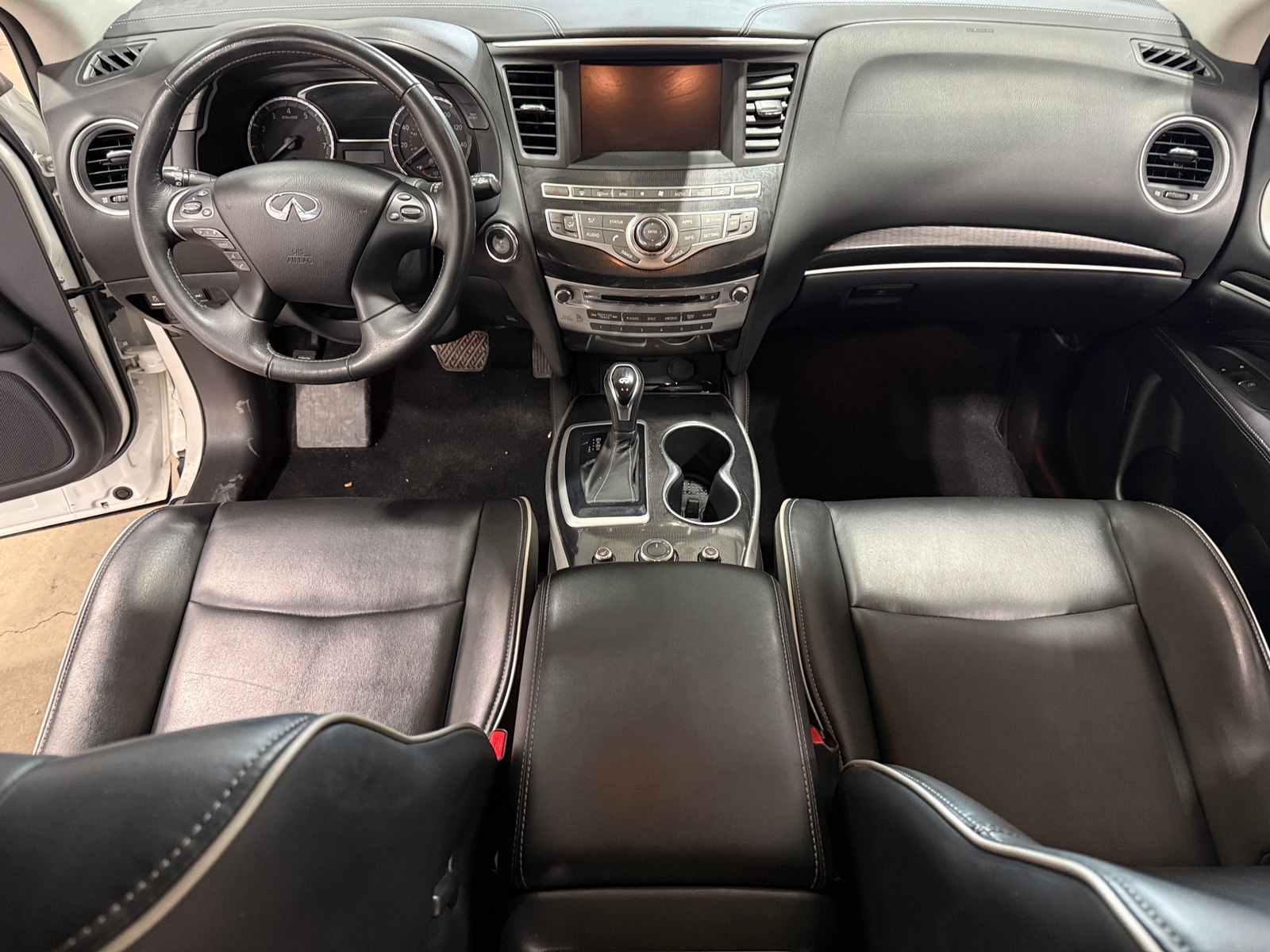 Thumbnail: 2019 INFINITI QX60 - 2