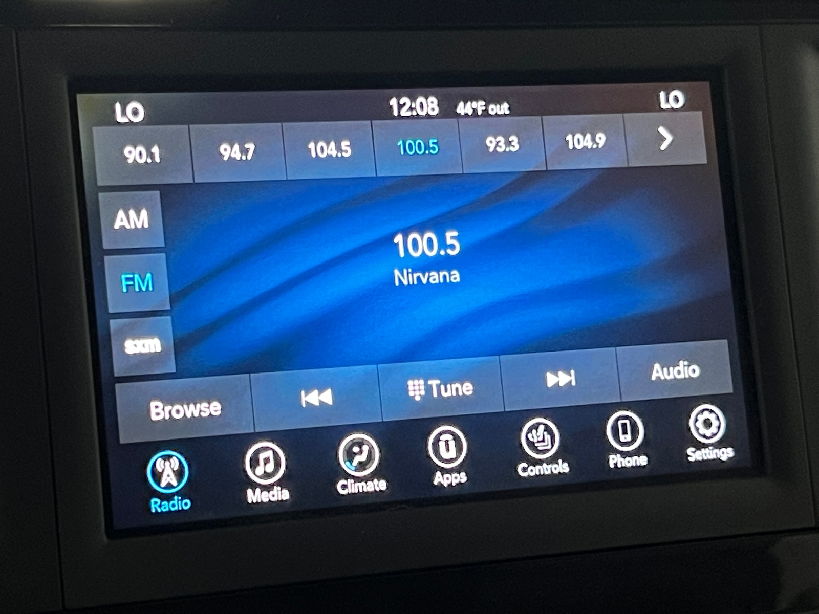 Thumbnail: 2019 Chrysler Pacifica - 3