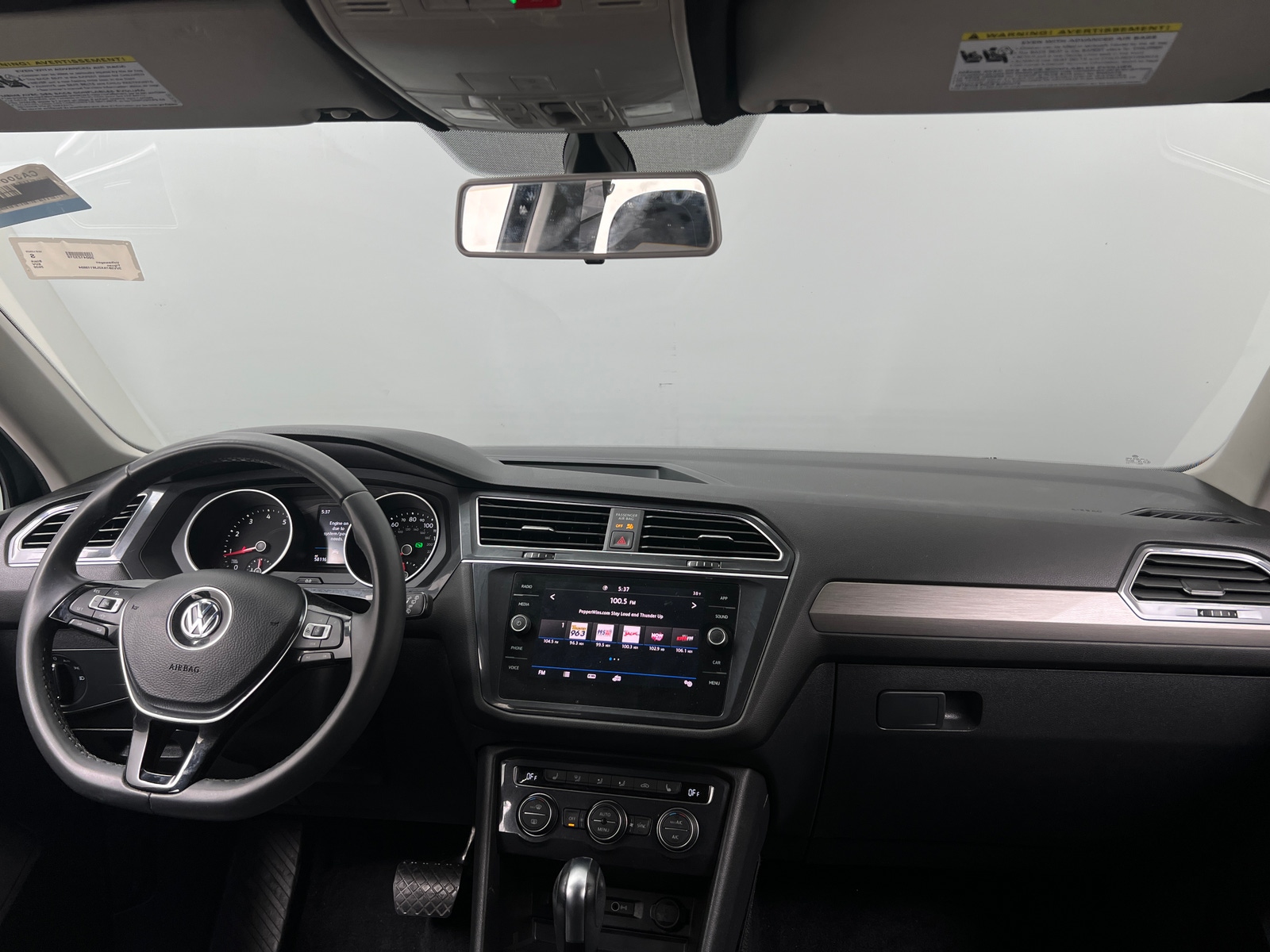 Thumbnail: 2020 Volkswagen Tiguan - 2