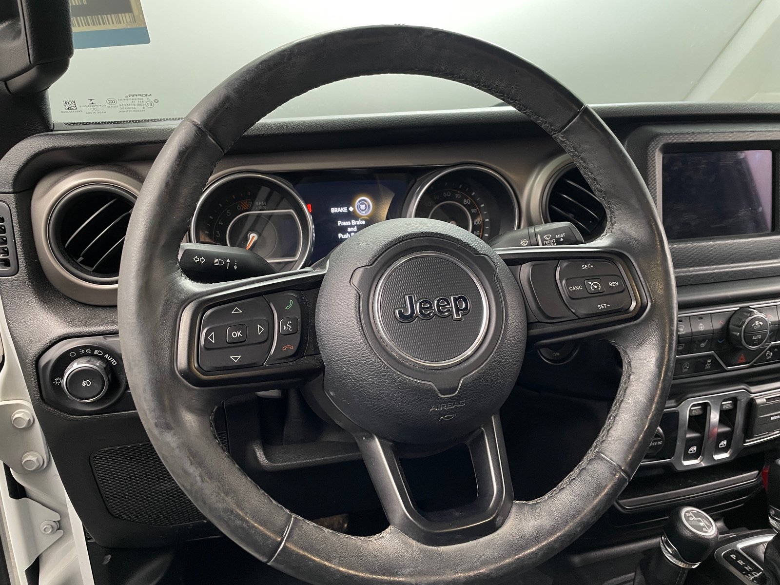 Thumbnail: 2019 Jeep Wrangler - 5