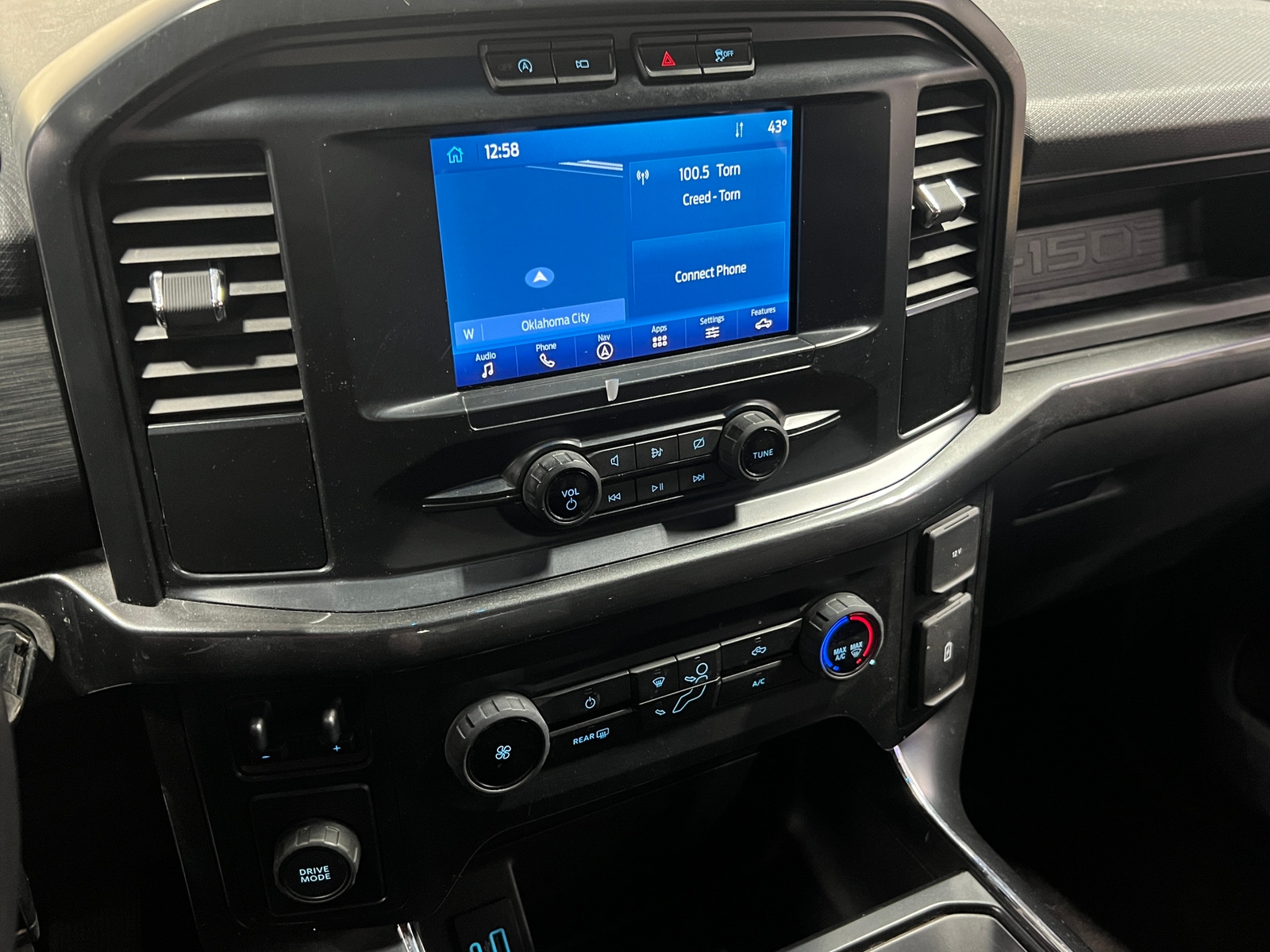 Thumbnail: 2022 Ford Econoline - 4