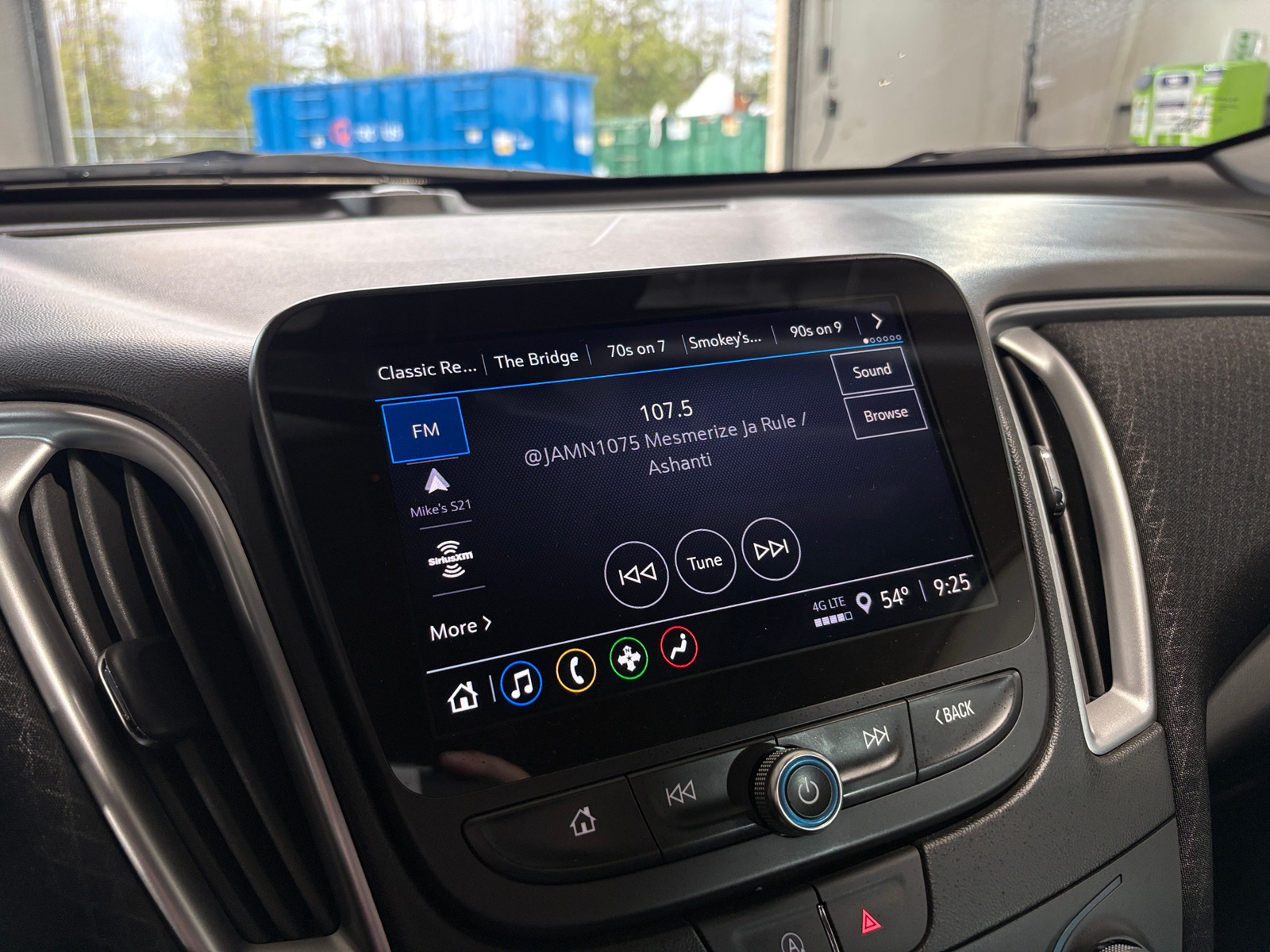 Thumbnail: 2024 Chevrolet Malibu - 4