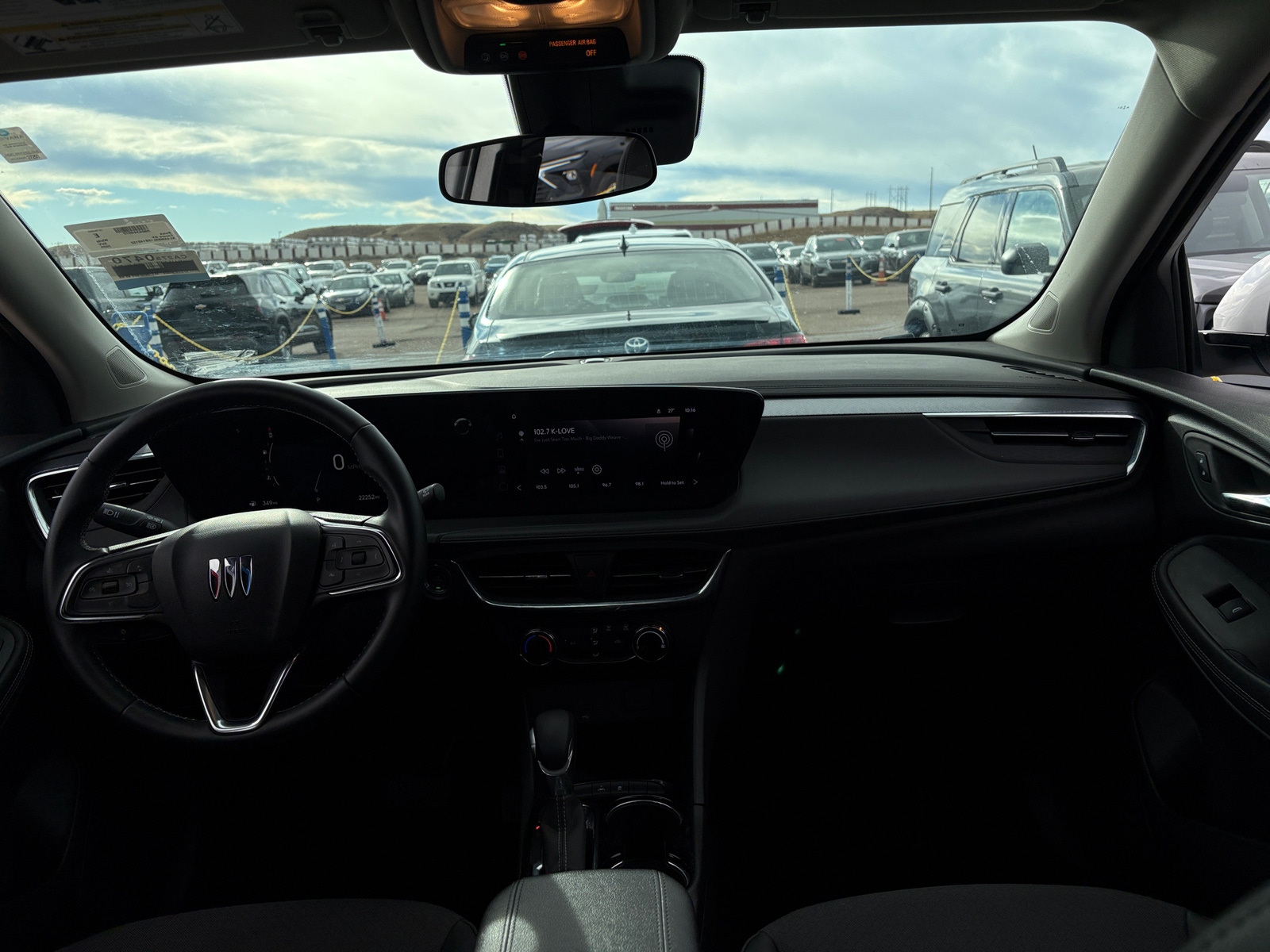 Thumbnail: 2025 Buick Encore GX - 3