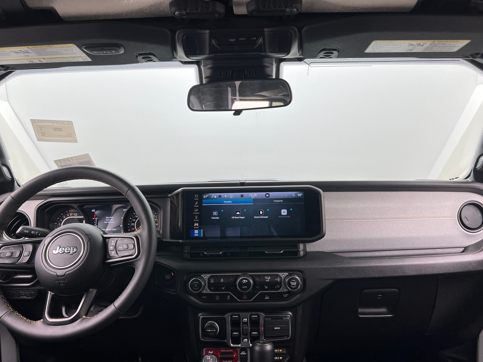 Thumbnail: 2024 Jeep Gladiator - 3