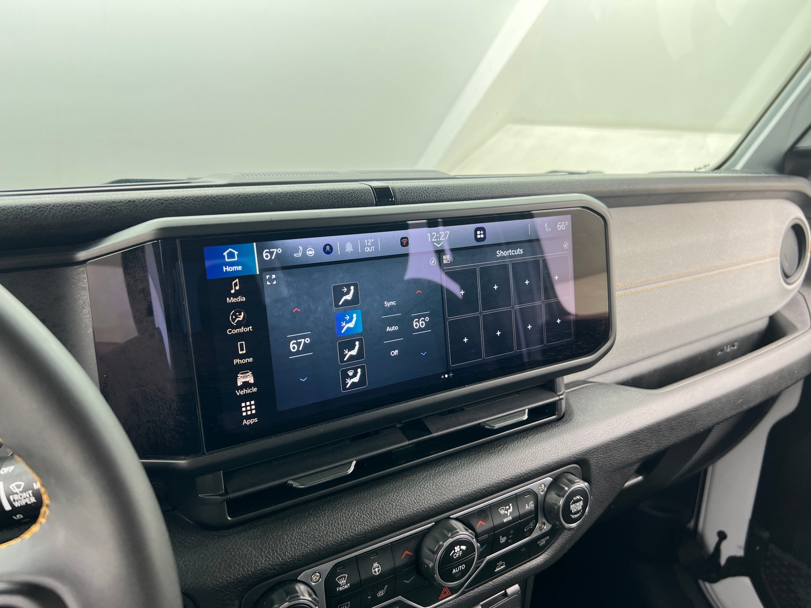 Thumbnail: 2024 Jeep Gladiator - 4