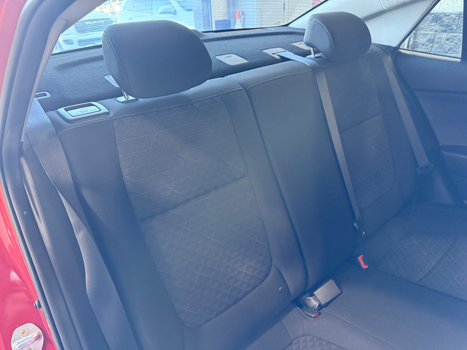 Thumbnail: 2021 Kia Rio - 6