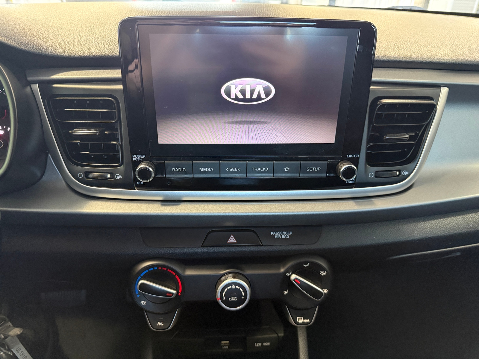 Thumbnail: 2021 Kia Rio - 4