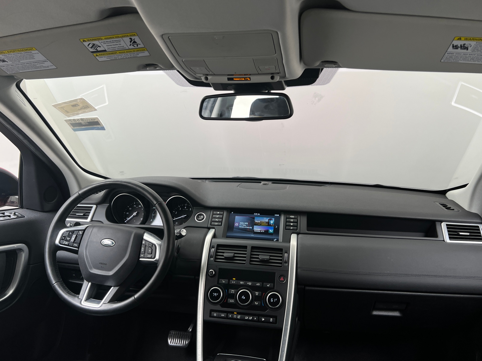 Thumbnail: 2018 Land Rover Discovery Sport - 2