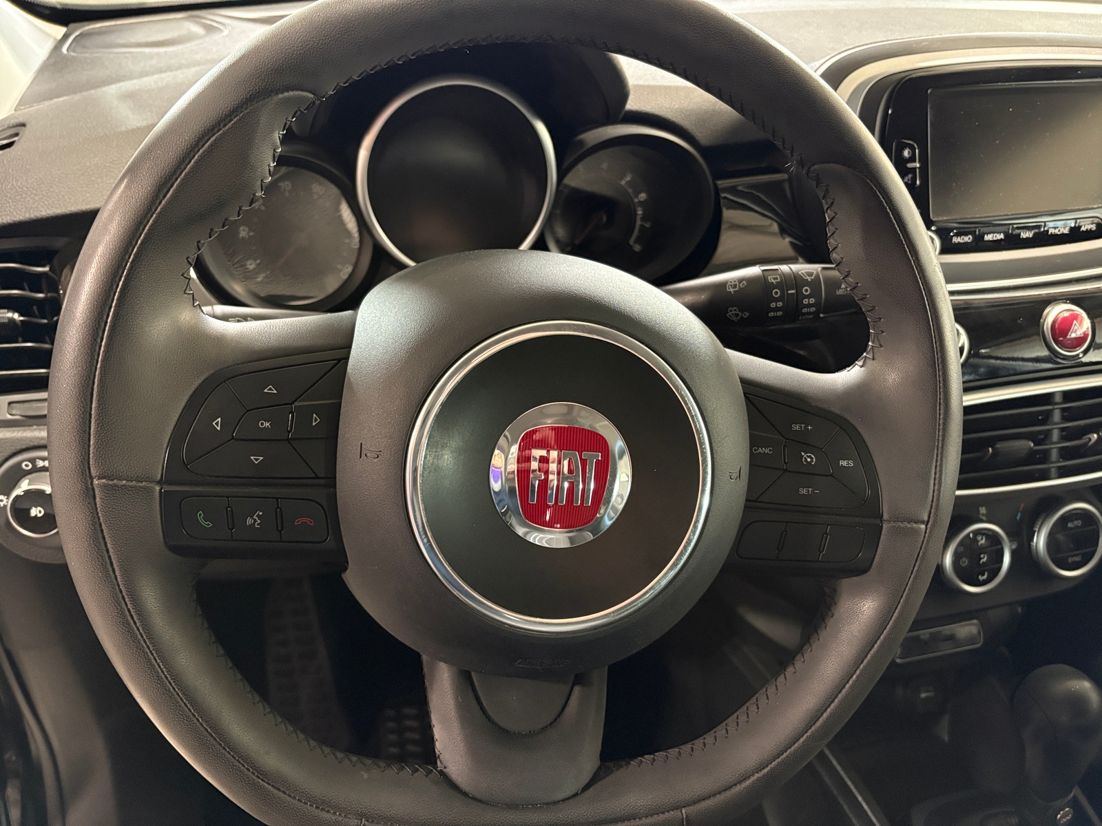 Thumbnail: 2016 Fiat 500X - 5
