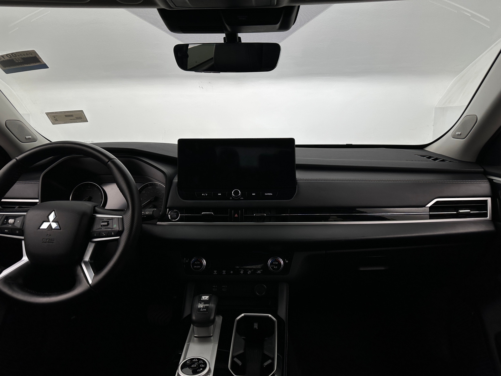 Thumbnail: 2025 Mitsubishi Outlander - 3