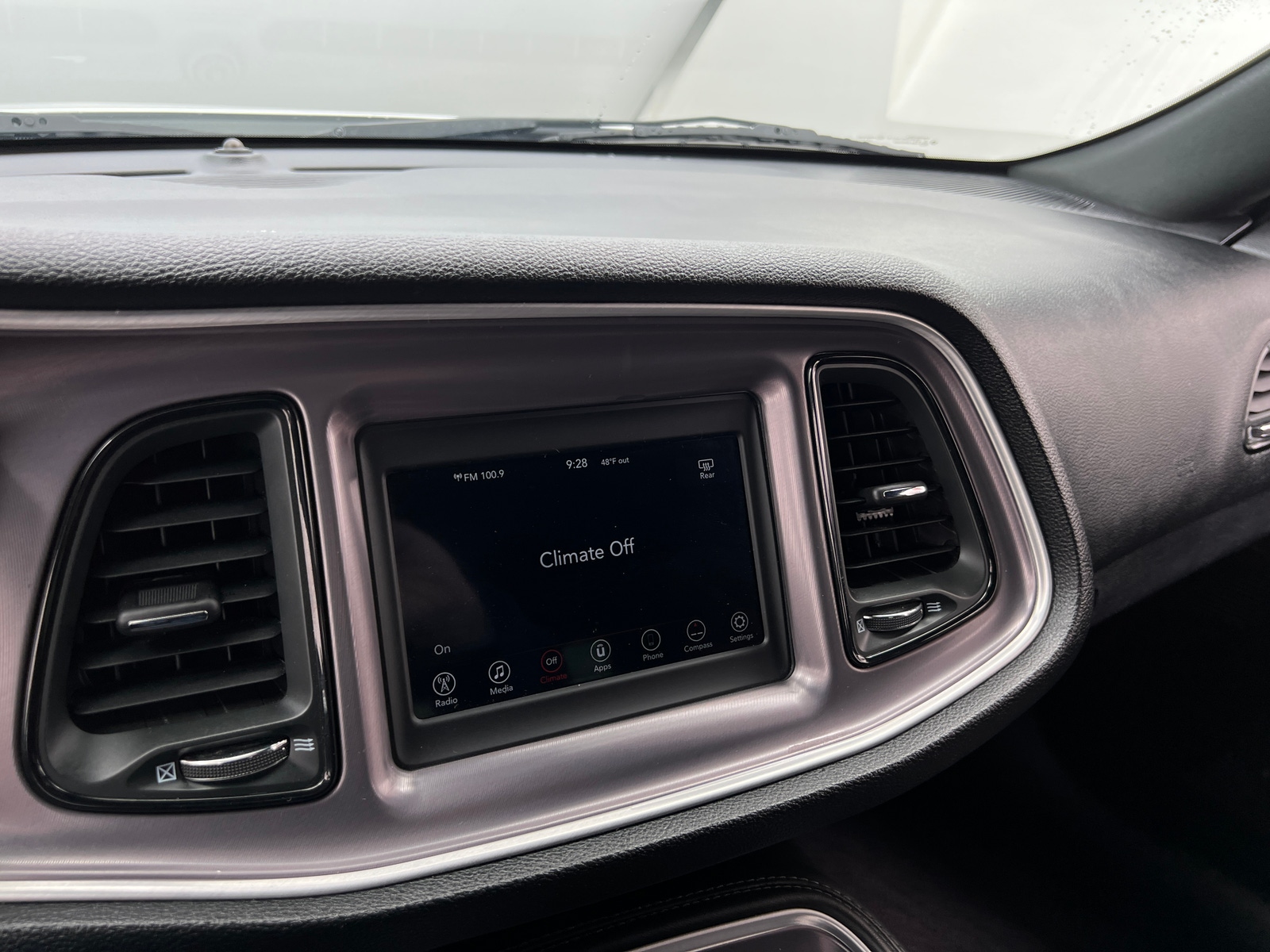 Thumbnail: 2019 Dodge Challenger - 3