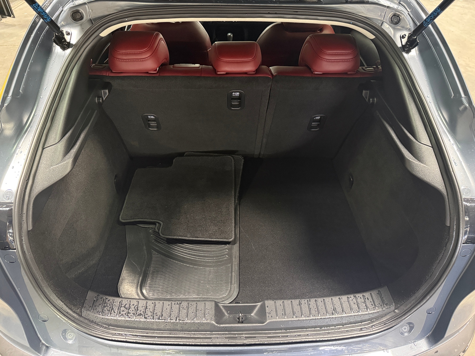 Thumbnail: 2023 Mazda CX-30 - 6