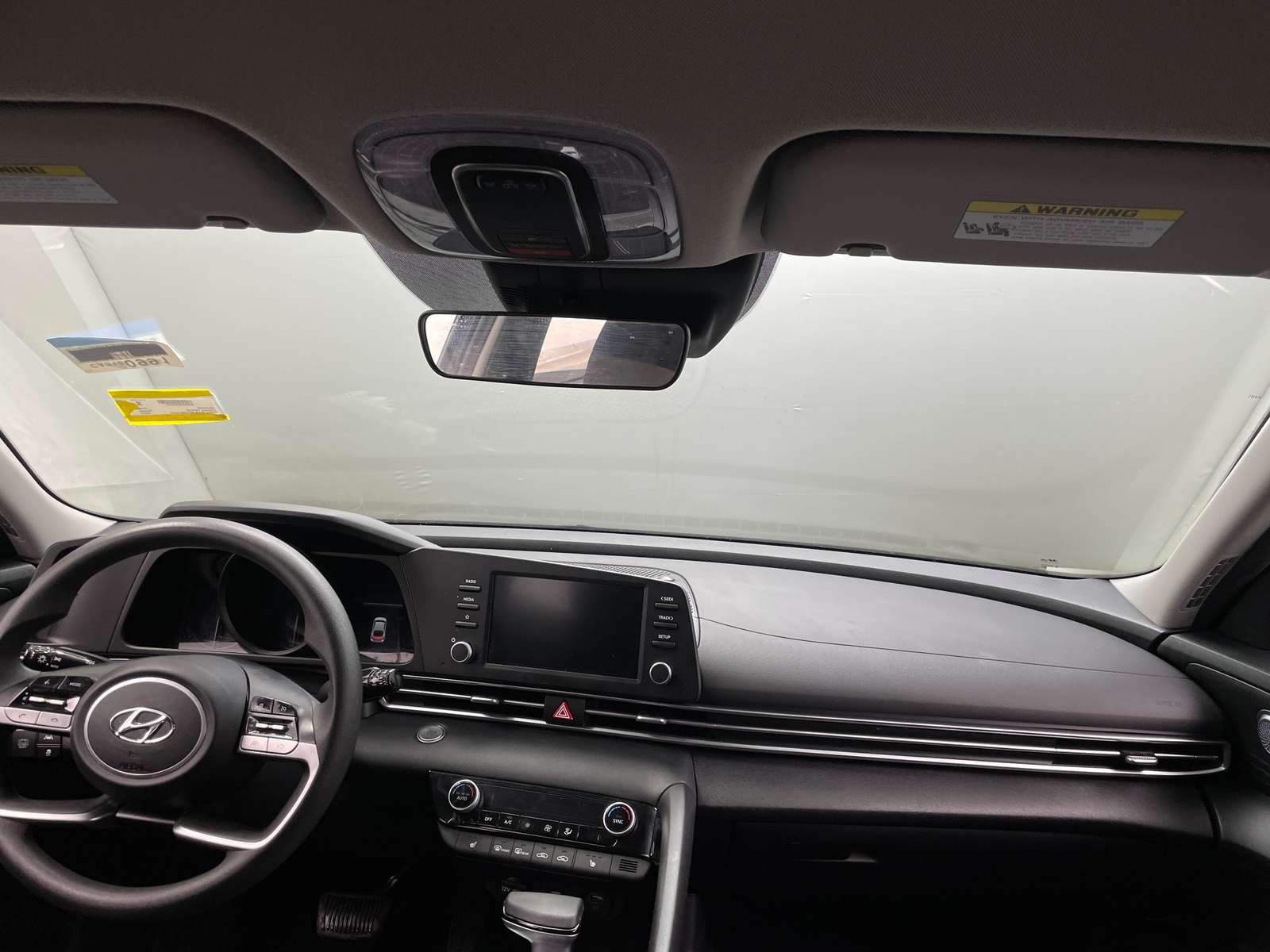 Thumbnail: 2023 Hyundai Elantra - 3