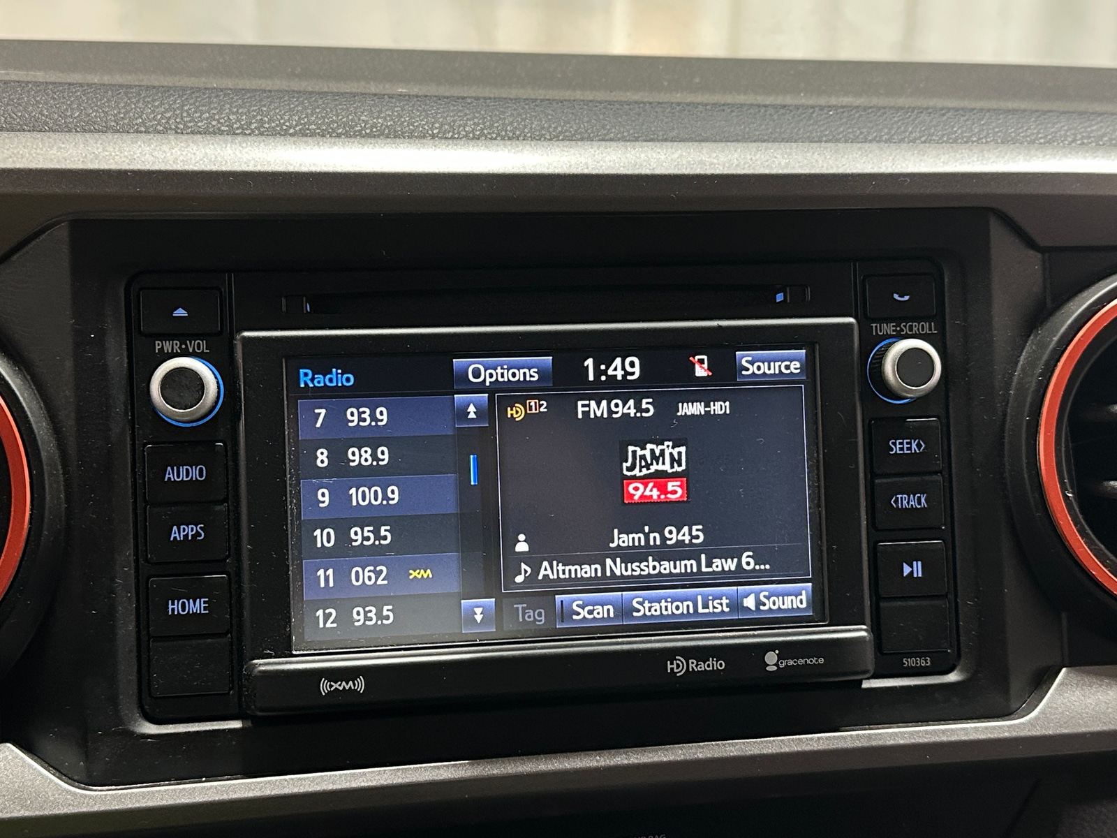 Thumbnail: 2019 Toyota Tacoma - 4