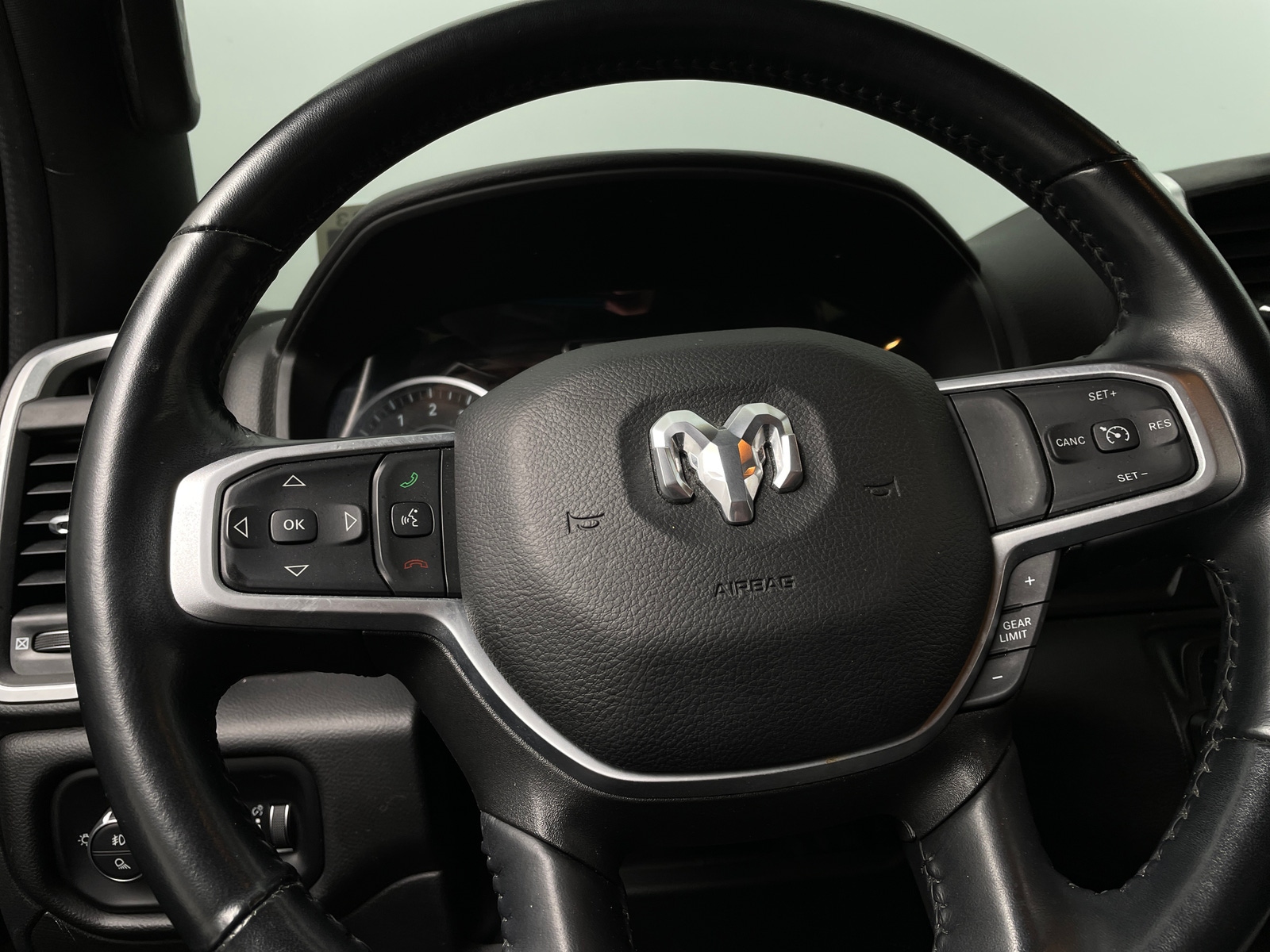 Thumbnail: 2022 RAM 1500 - 5