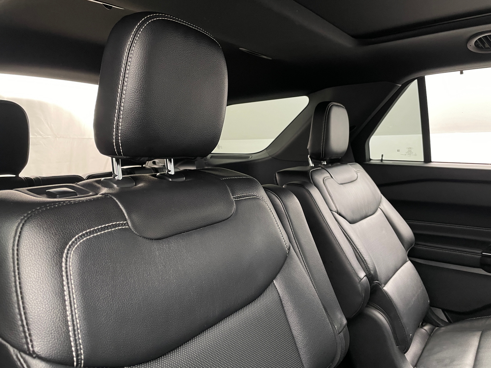 Thumbnail: 2021 Ford Explorer - 5