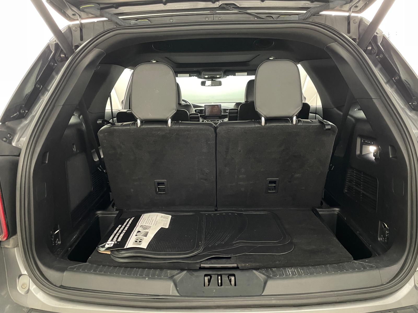 Thumbnail: 2021 Ford Explorer - 6