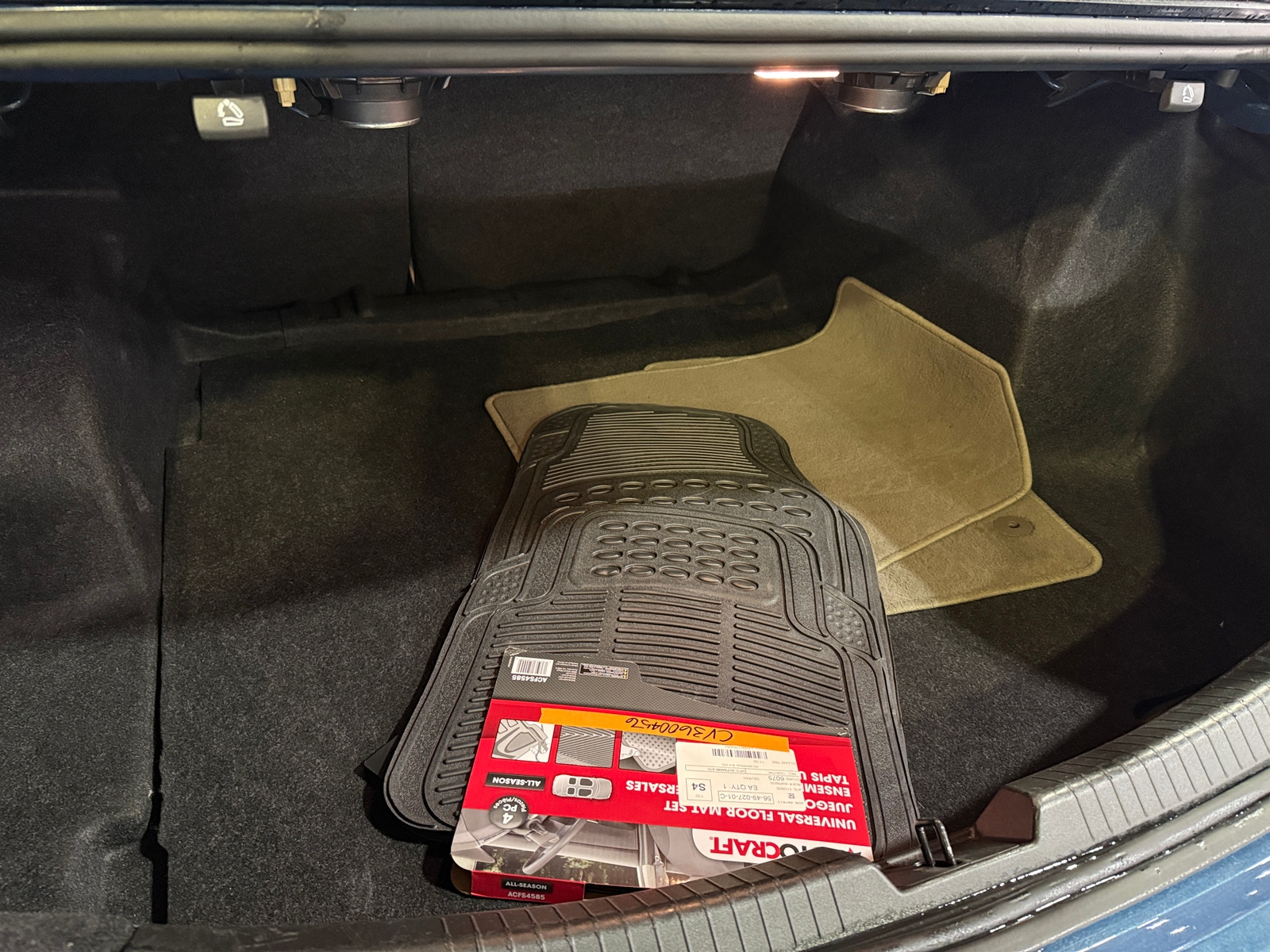 Thumbnail: 2024 Chevrolet Malibu - 6