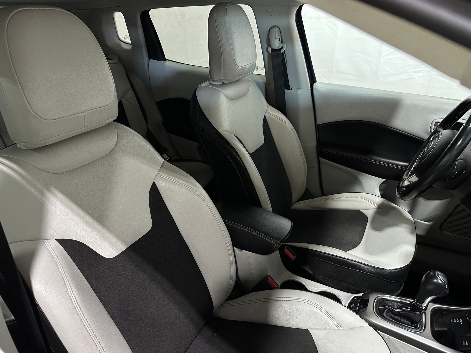 Thumbnail: 2020 Jeep Compass - 2