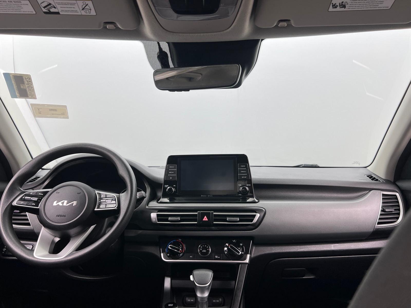 Thumbnail: 2022 Kia Seltos - 3