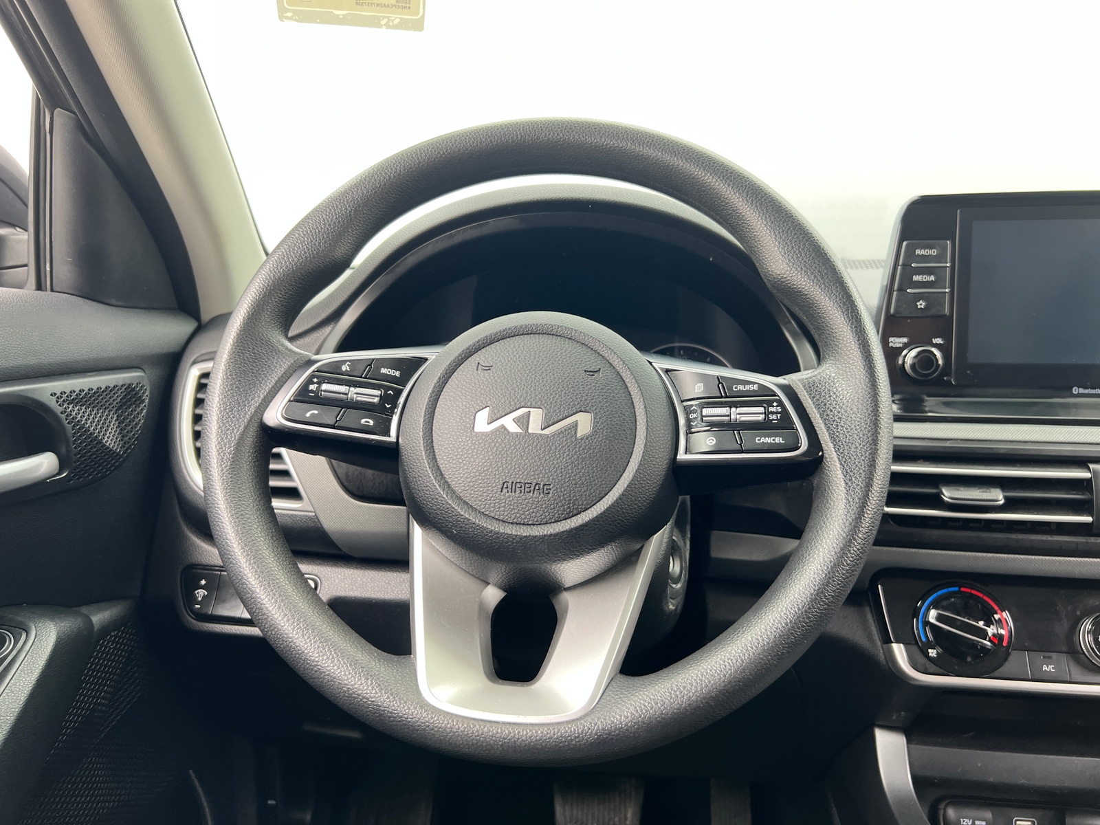 Thumbnail: 2022 Kia Seltos - 5